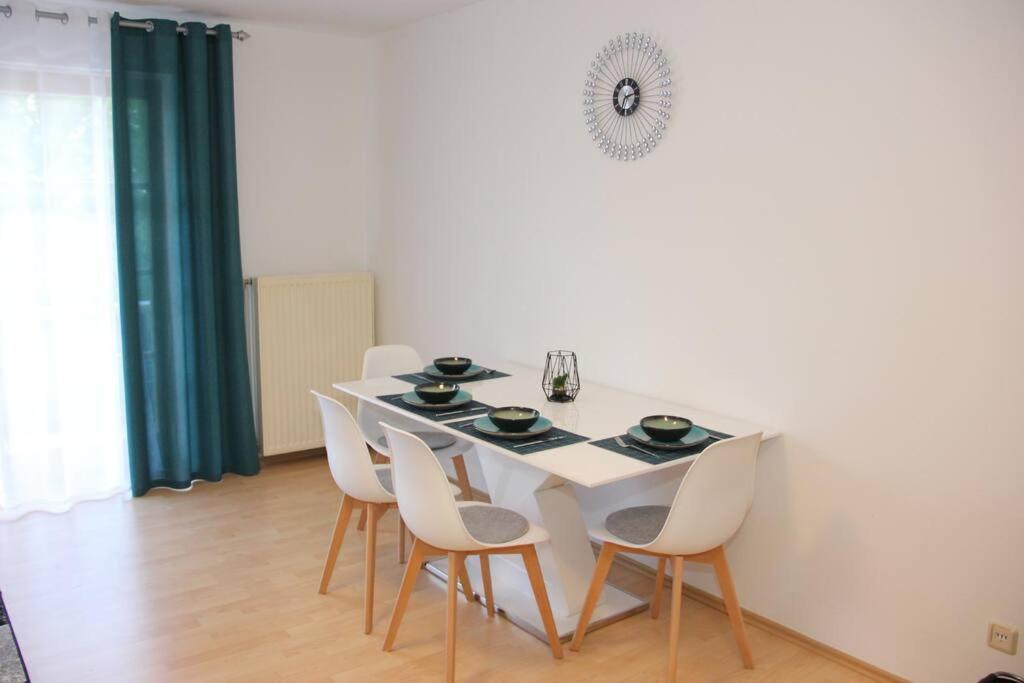 Ferienwohnung Mit Balkon 施万多夫 外观 照片